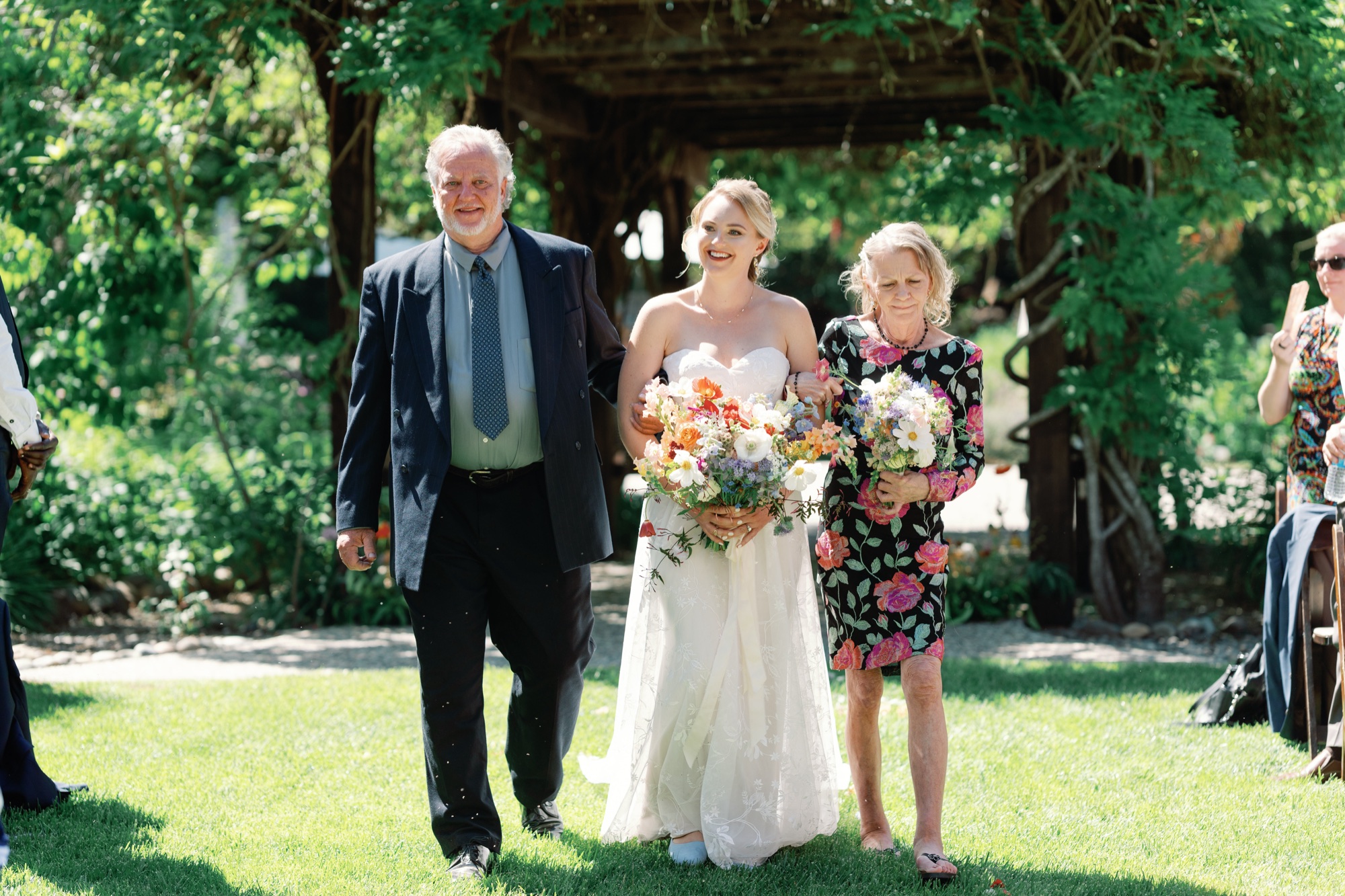 wildflower wedding bouquets